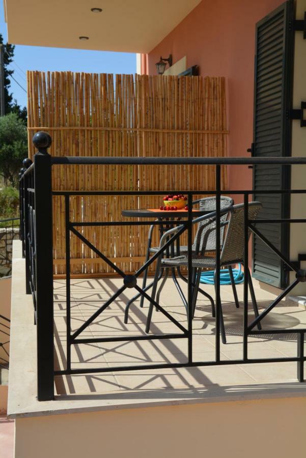 Lotus Sea View Studio Apartment 2 Lixouri Exterior foto
